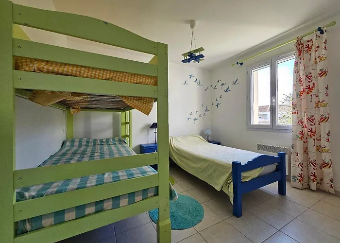 Maison Vendeenne Au Calme, 5 Personnes, Entre Mer Et Campagne - Fr-1-476-216